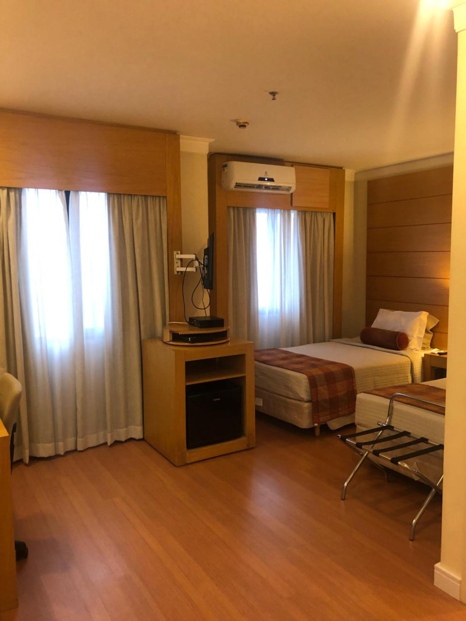 Flat Com Requinte E Conforto Em Frente Aeroporto Congonhas H1212